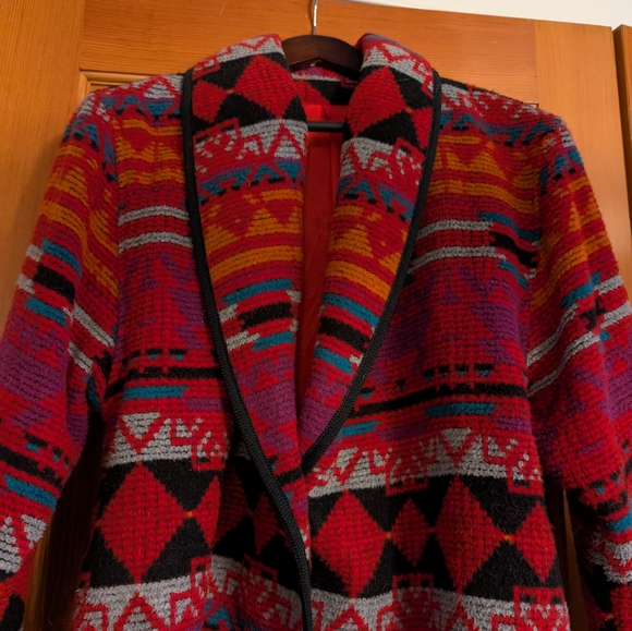 Colorful Aztec print Jacket - Picture 3 of 4